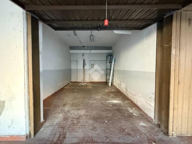 Box in vendita a Roiano-Gretta-Barcola-Cologna-Scorcola, Villa Opicina