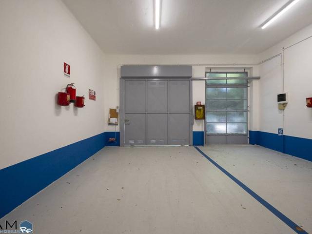 Box in vendita a San Giacomo / Sveti Jakob, Trieste