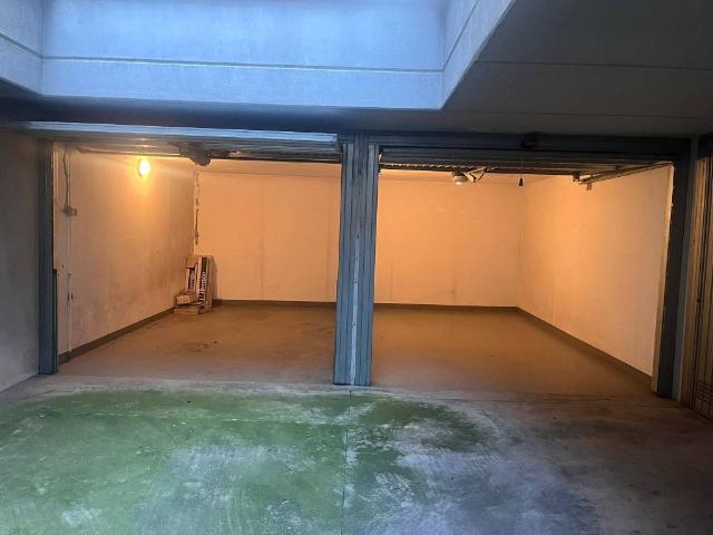 Box in vendita a Truccazzano, Lombardia