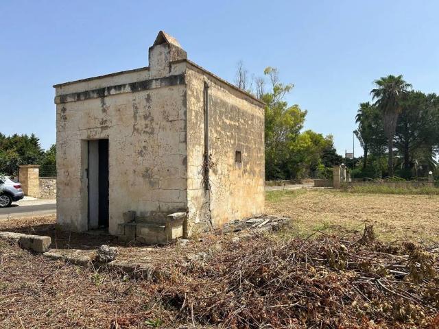Box in vendita a Casarano, Lecce
