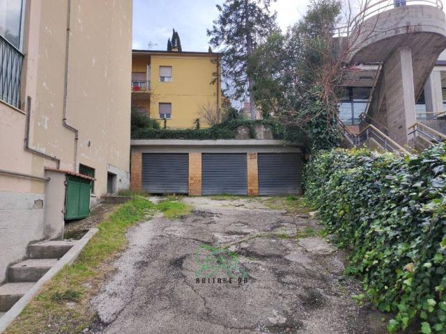 Box in vendita a Marche, Pesaro E Urbino