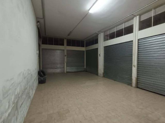 Box in vendita a Valenzano San Lorenzo, Puglia