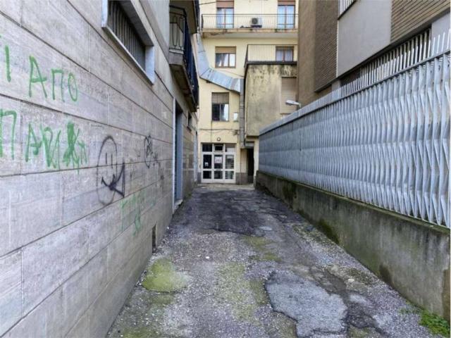 Box in vendita a Vallo Della Lucania, Campania