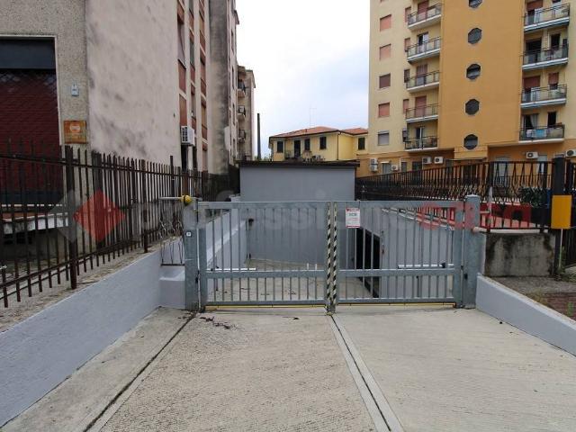 Box in vendita a Vaprio D'adda, Lombardia