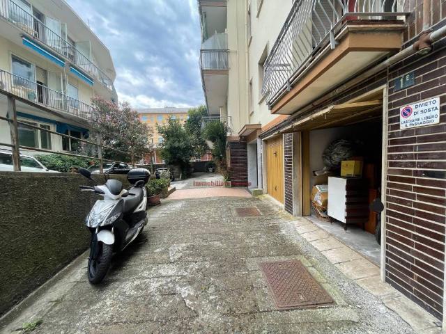 Box in vendita a Castagnabuona, Varazze