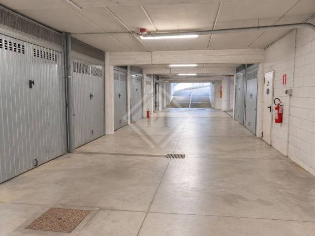 Box in vendita a Motta, Varese