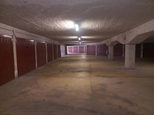 Box in vendita a Calcinate degli Orrigoni, Varese