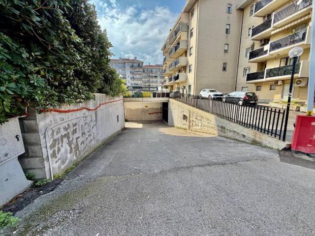Box in vendita a San Paolo, Vasto
