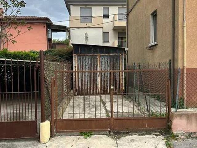 Box in vendita a Marghera, Venezia