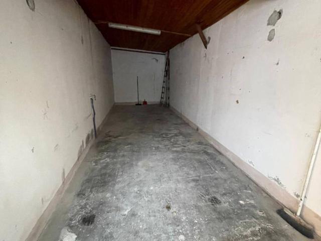 Box in vendita a Ventimiglia, Liguria