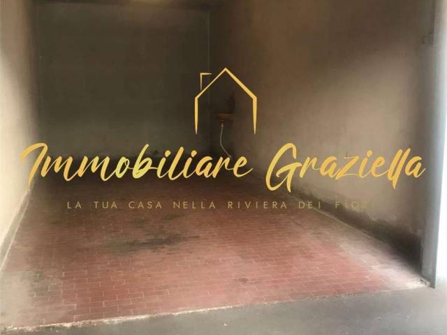 Box in vendita a Ventimiglia, Liguria