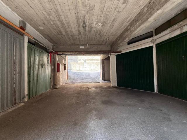 Box in vendita a Ventimiglia, Liguria