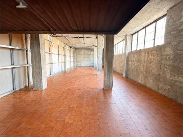 Box in vendita a Pallanza, Piemonte