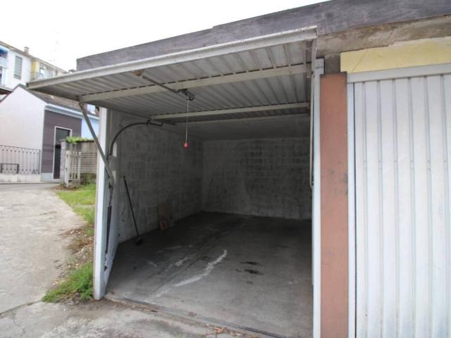Box in vendita a L'Isola, Piemonte