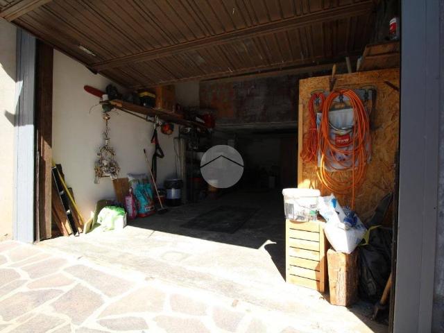 Box in vendita a Vernio, Toscana