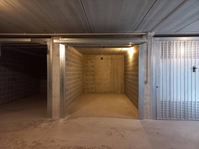 Box in vendita a Ovest, Brenzone