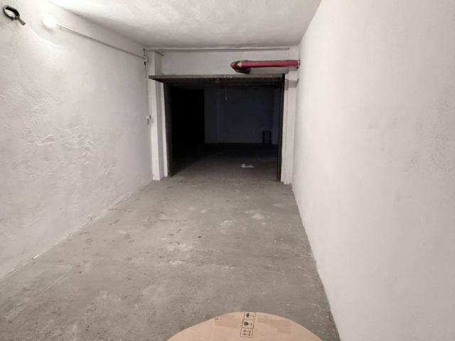 Box in vendita a Ovest, Brenzone