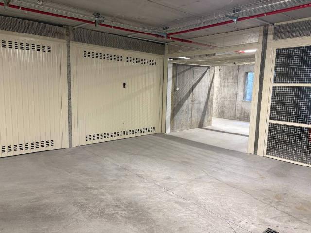 Box in vendita a Quinzano, Brenzone