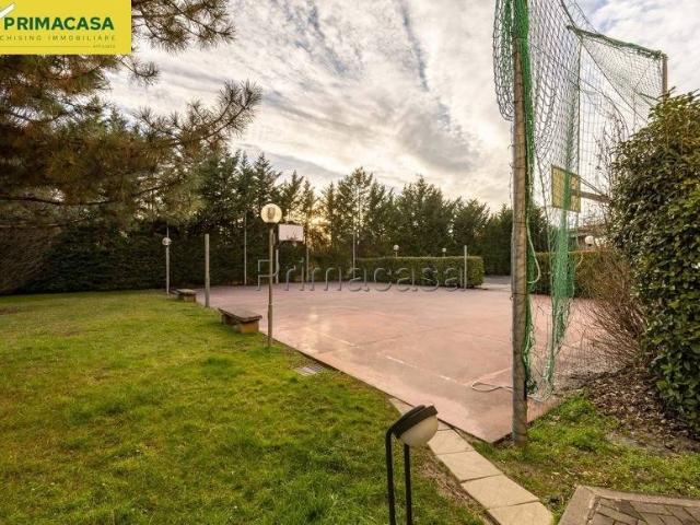 Box in vendita a Sud-Ovest, Brenzone