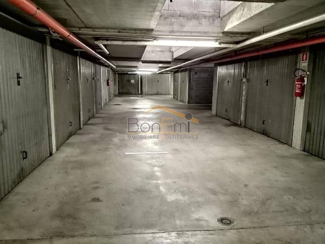 Box in vendita a Sud-Ovest, Brenzone