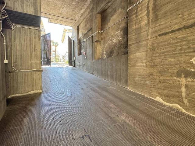 Box in vendita a Nord-Ovest, Brenzone