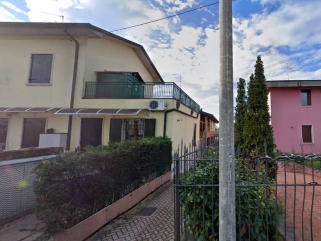 Box in vendita a Sud-Ovest, Brenzone