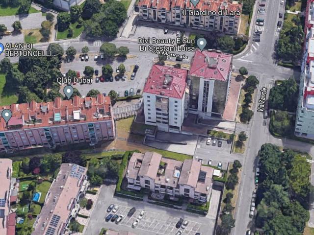 Box in vendita a Ovest, Brenzone