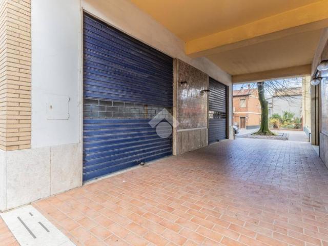 Box in vendita a Vetralla, Lazio