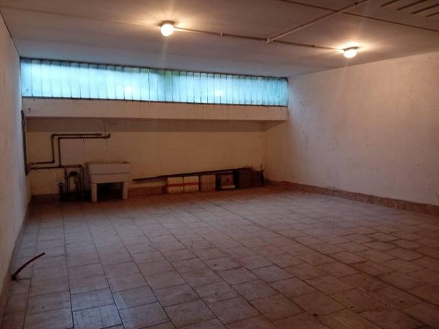 Box in vendita a Italia, Vicenza