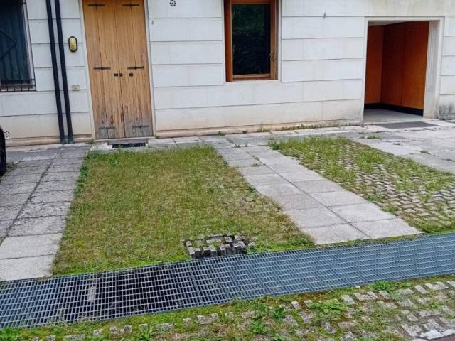 Box in vendita a San Biagio, Vicenza