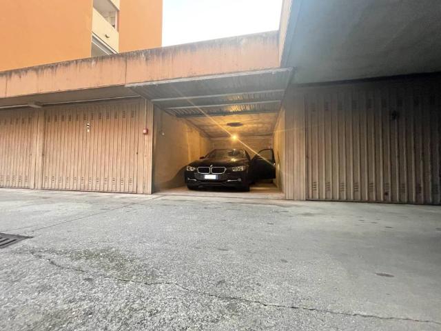 Box in vendita a San Lazzaro, Vicenza