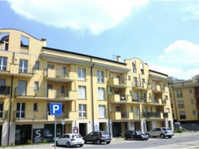 Box in vendita a Civello, Villa Guardia