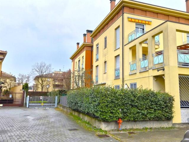 Box in vendita a Sant'Alessandro, Villasanta