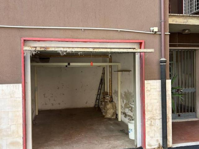 Box in vendita a Carmine, Viterbo