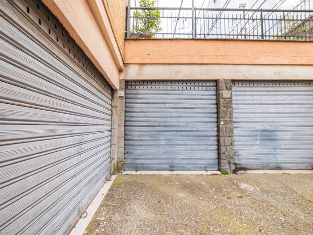 Box in vendita a Viterbo, Lazio