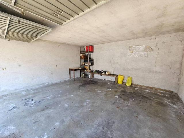Box in vendita a Vittuone, Lombardia