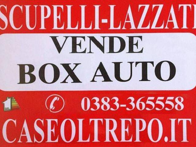 Box in vendita a Voghera, Lombardia