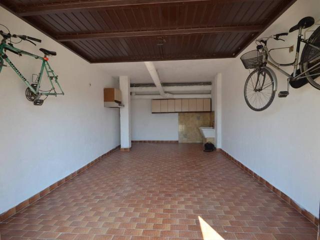 Box in vendita a Zanica, Lombardia