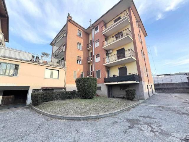 Box in vendita a Zanica, Lombardia
