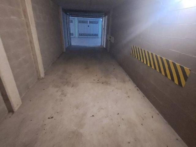 Box in vendita a Zanica, Lombardia