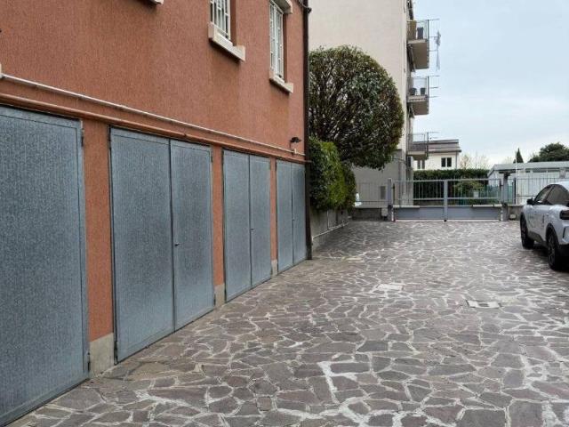 Box in vendita a Unione dei comuni Valli del Reno, Lavino e Samoggia, Zola Predosa