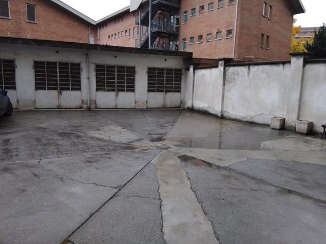 Box in affitto a Piemonte, Torino
