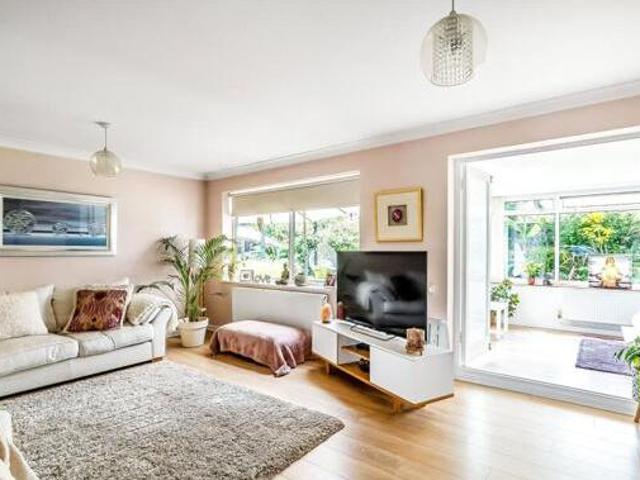 House for sale in Red Hill, Surrey