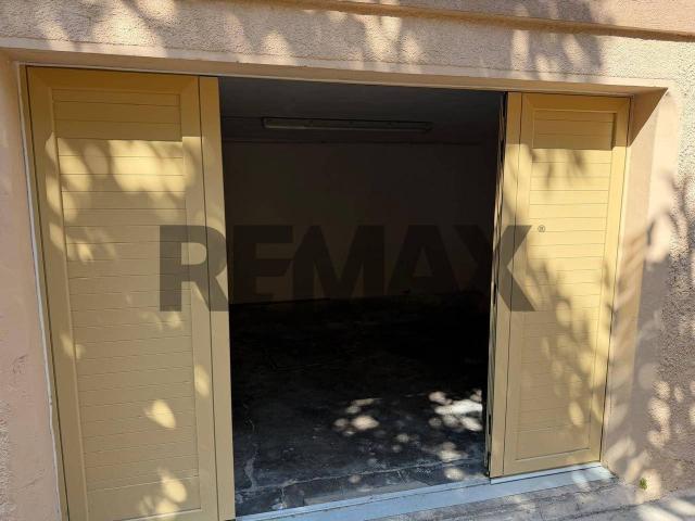 Box in affitto a Borgo Rodi, Marche