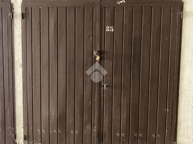 Box in affitto a Zona Sud, Brescia