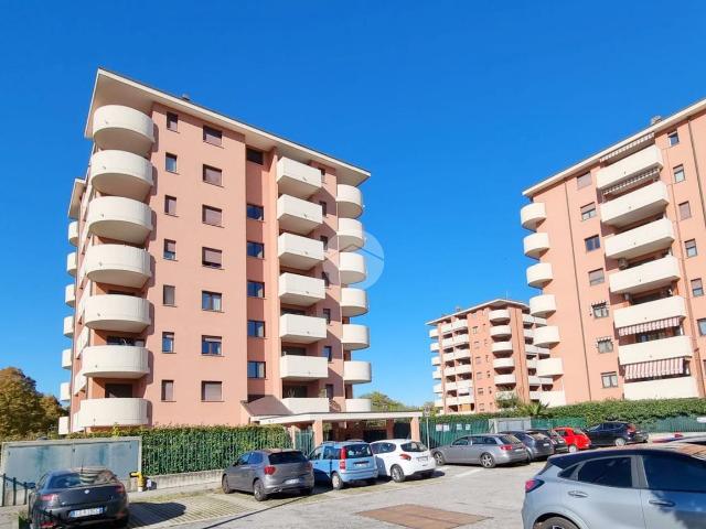 Box in affitto a Beata Giuliana, Busto Arsizio