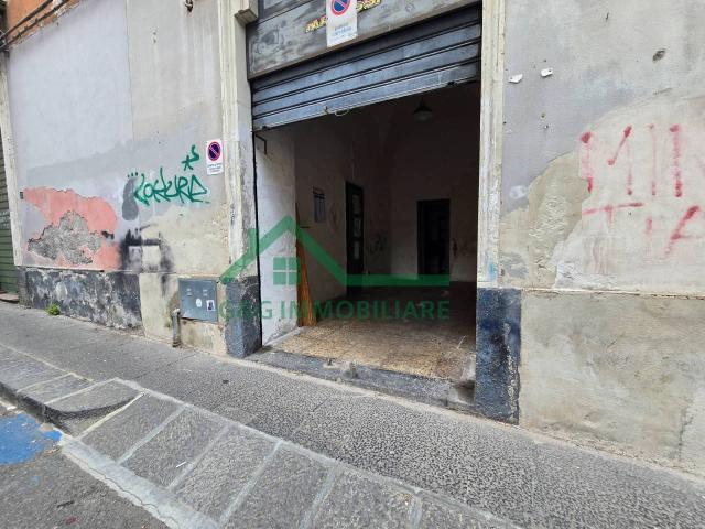 Box in affitto a Centro storico, Catania