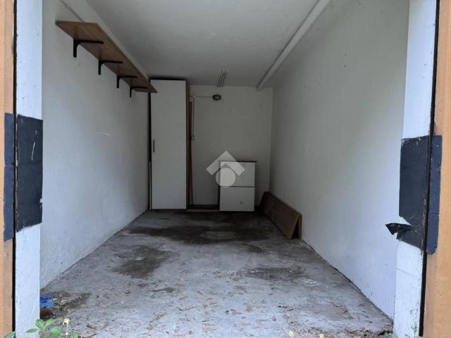Box in affitto a Centro cittadino, Ferrara