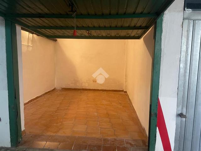 Box in affitto a Puglia, Lecce