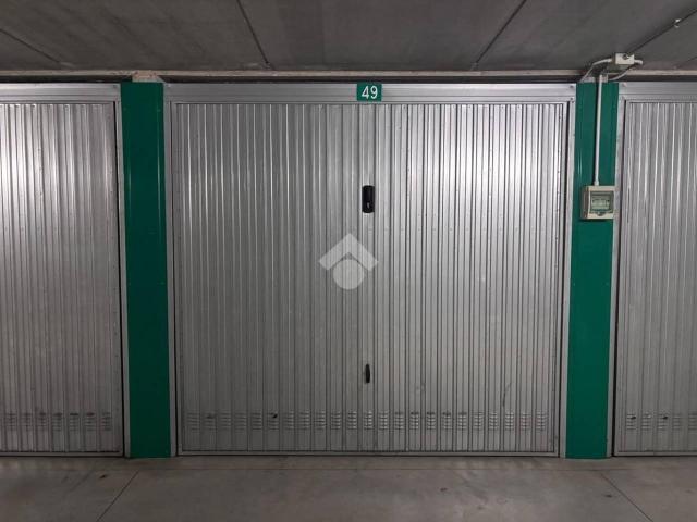 Box in affitto a Municipio 9, Milano